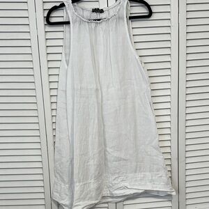 While linen beach dress